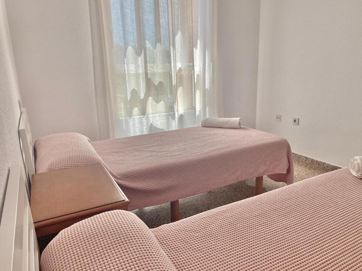 Atenas Piscina 4 Pax, Inmobiliaria Leo Playa De San Juan Appartement *