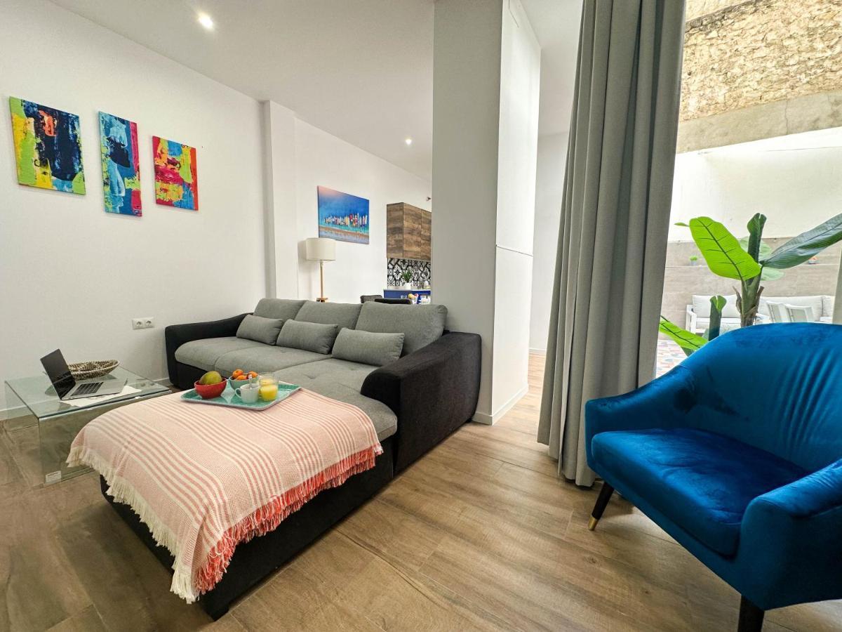 Appartement Capitan Rueda - Parking 10 Euros Per Day *