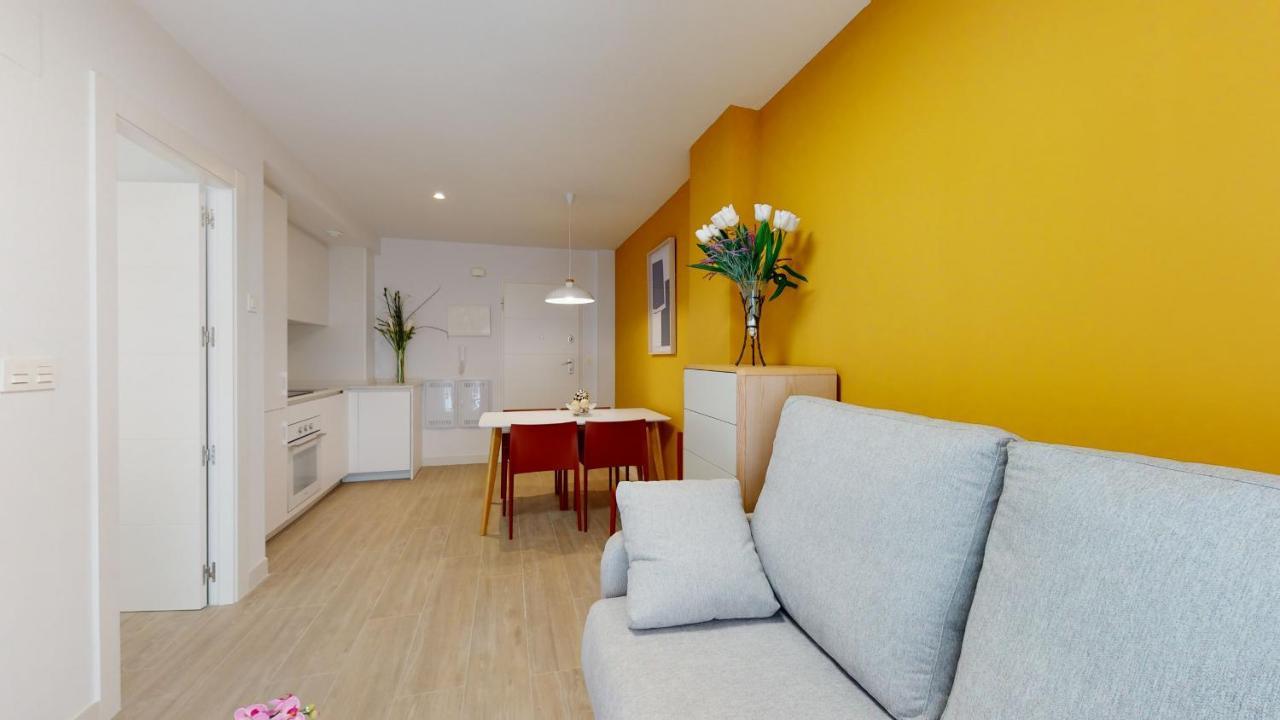 Colorful Center 1b Apartment
