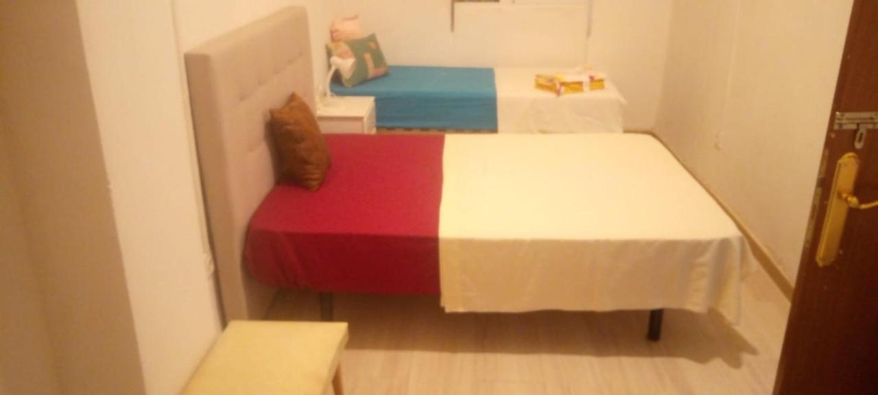 Aurora With Private Bathroom Alicante