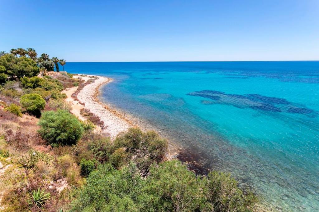 Villa Irene: Beachfront Luxury With Sea Views And Private Pool *