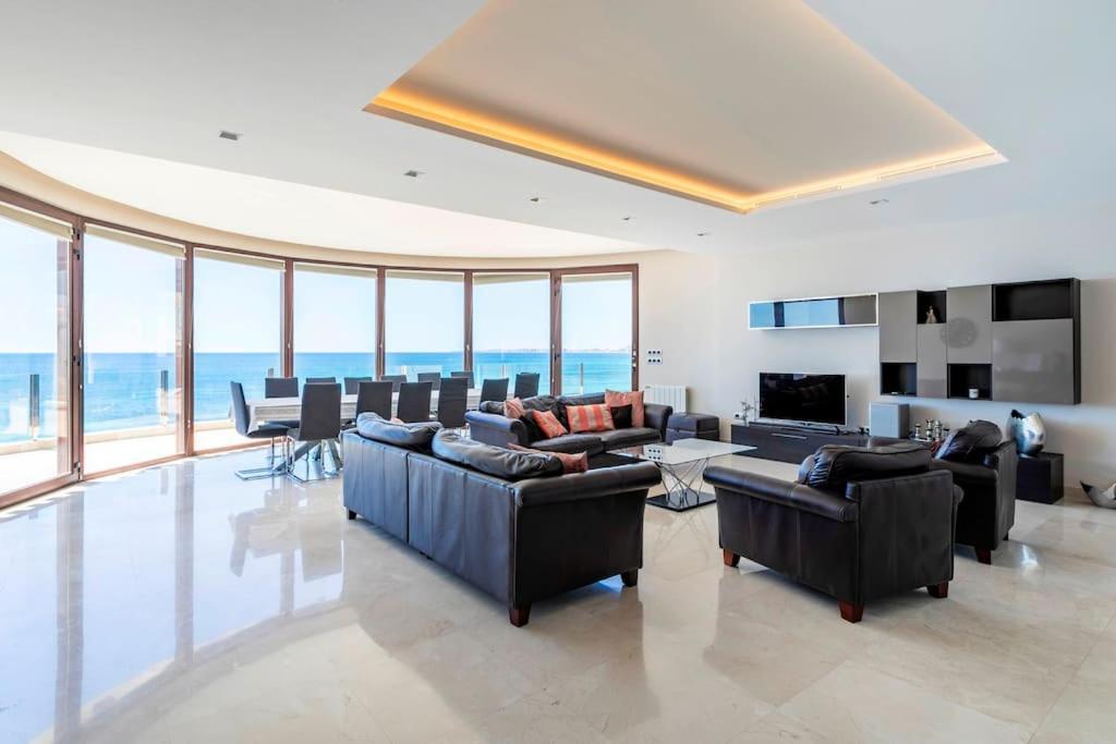 Irene: Beachfront Luxury With Sea Views And Private Pool Villa *