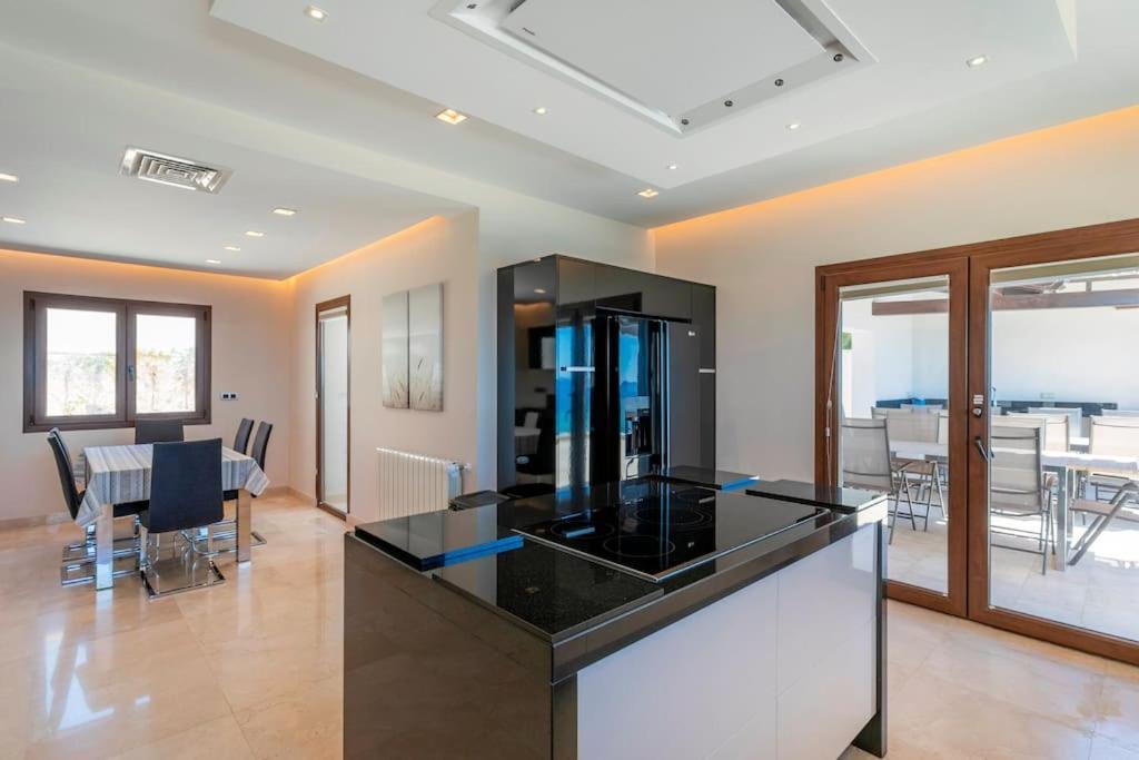 Irene: Beachfront Luxury With Sea Views And Private Pool Villa *