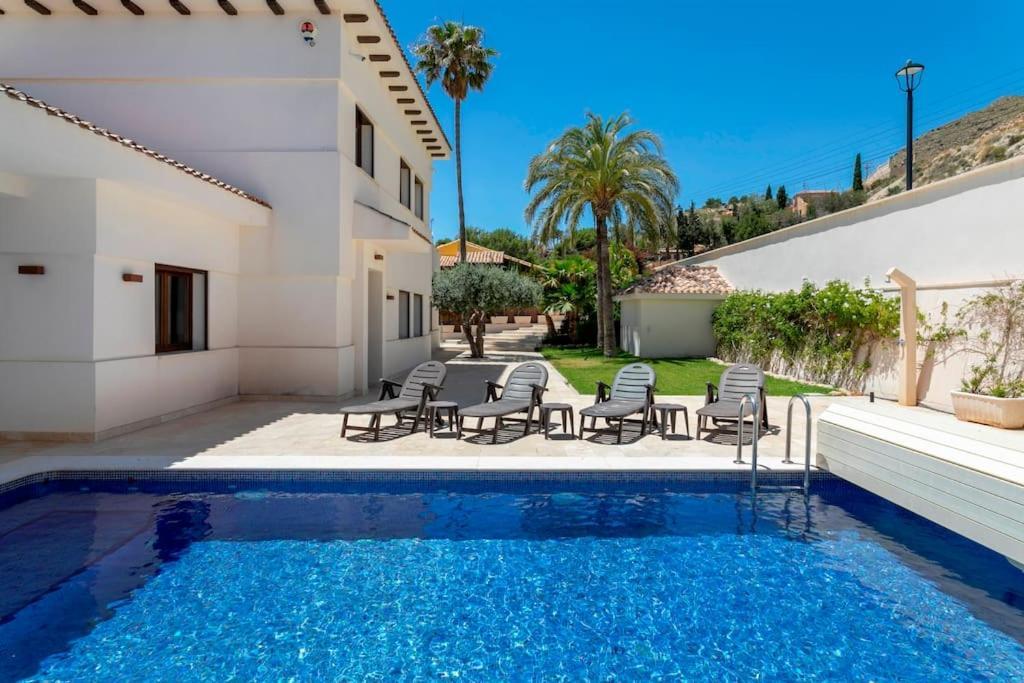 Irene: Beachfront Luxury With Sea Views And Private Pool *