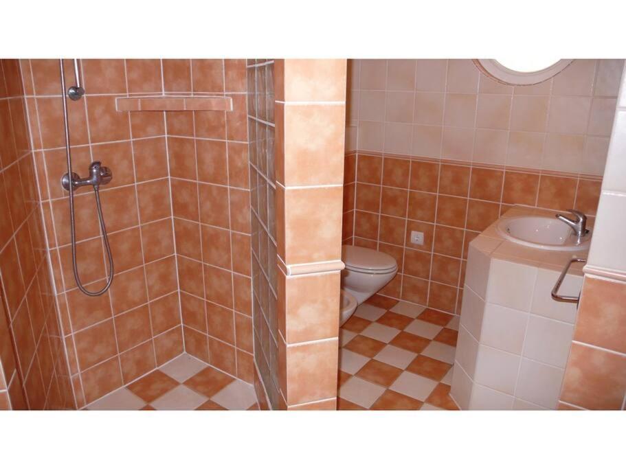 Manolita In The Area Of Busot With 5 Bedrooms And Large Private Swimming Pool! Holiday home