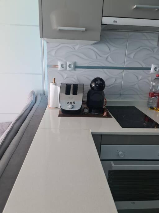 Apartamento Coqueto Loft Con Vistas Inmejorables Frente Al Mar *
