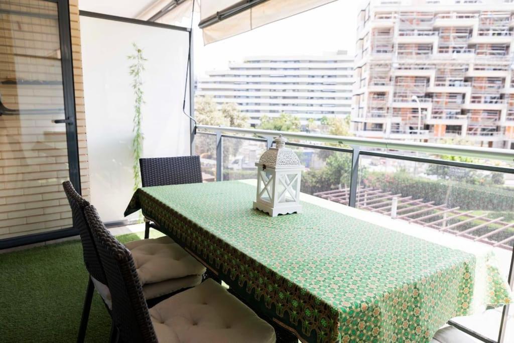 Modern Apartment, Pool & Air Con, San Juan Playa Alicante