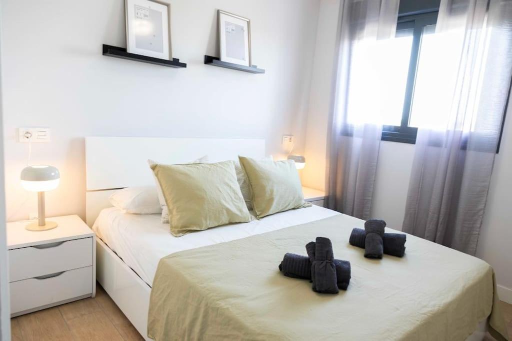 Modern Apartment, Pool & Air Con, San Juan Playa Apartamento *