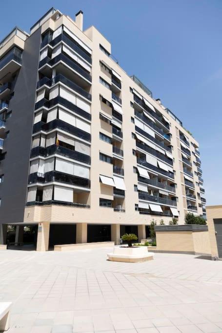 Modern Apartment, Pool & Air Con, San Juan Playa *