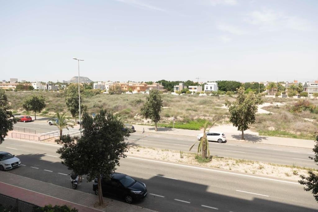 Modern Apartment, Pool & Air Con, San Juan Playa Apartamento Alicante