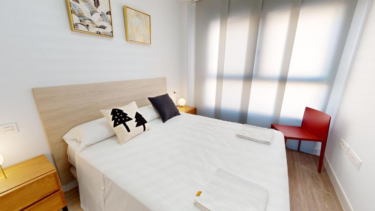 Colorful Penthouse Center 5c