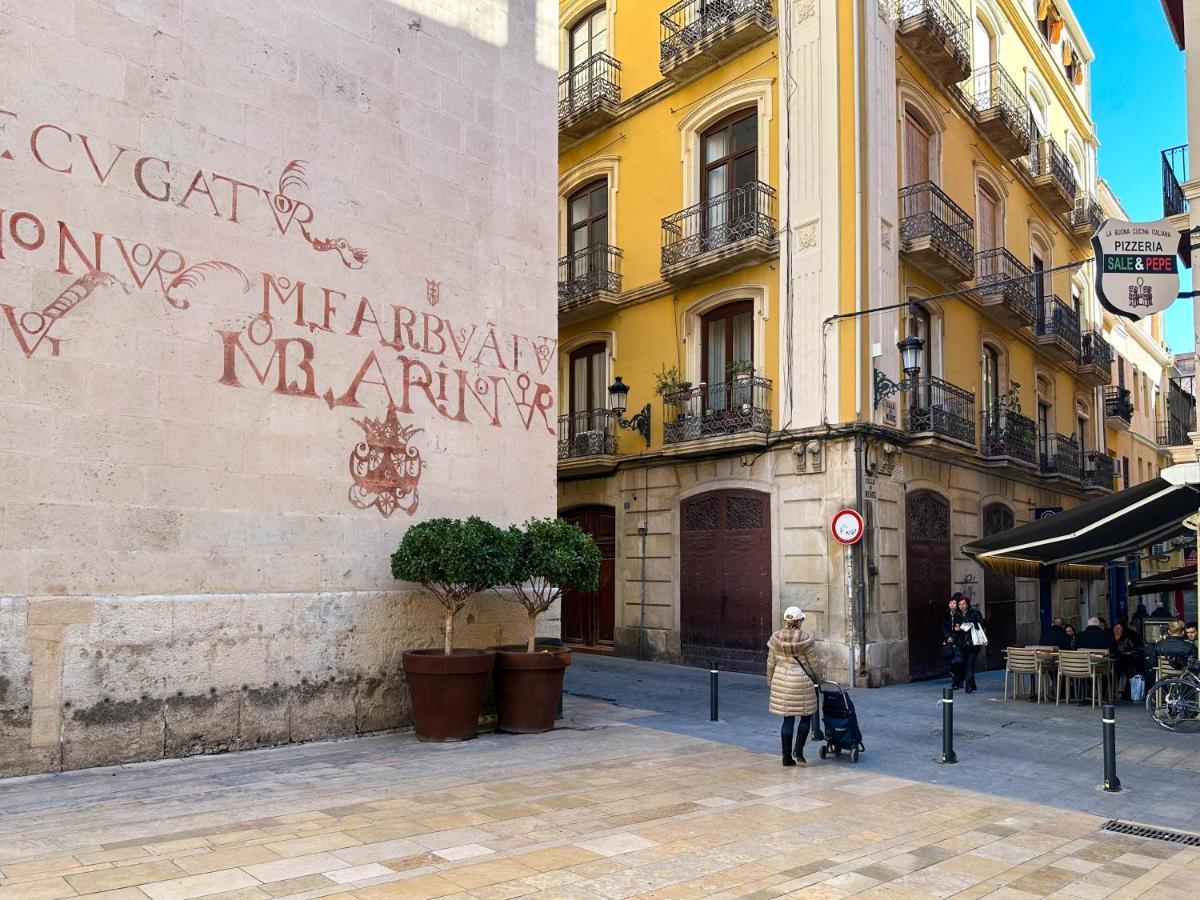 Elegante A Unos Pasos De La Rambla. *