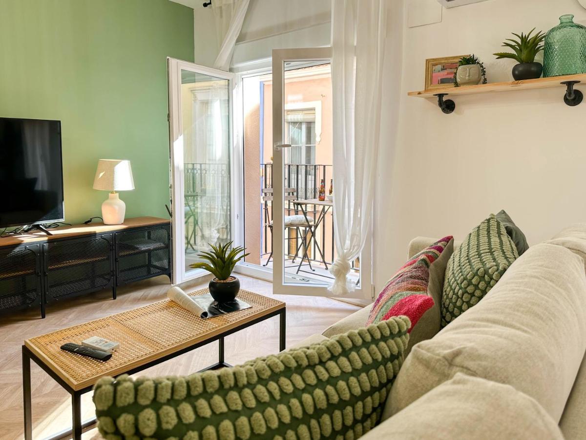 Apartment Elegante A Unos Pasos De La Rambla. *