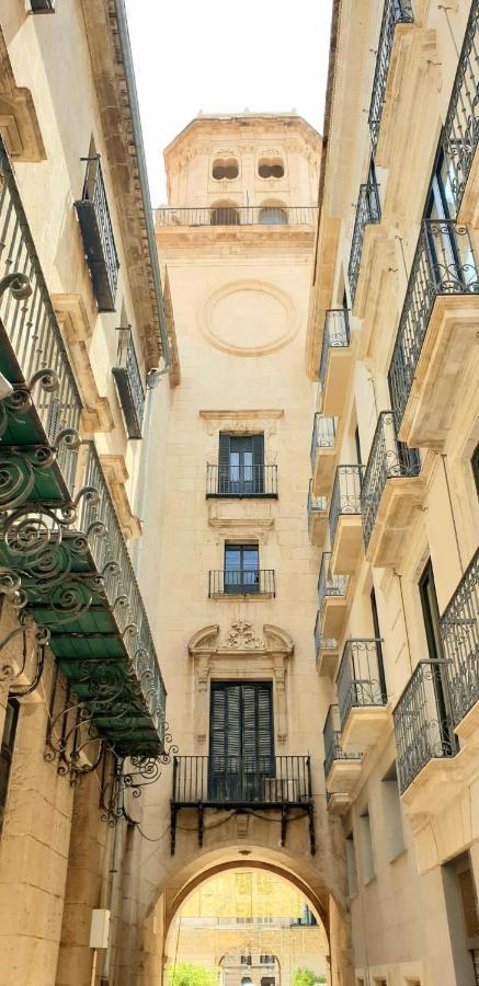 El Barrio , Playa Y Casco Antiguo * Alicante