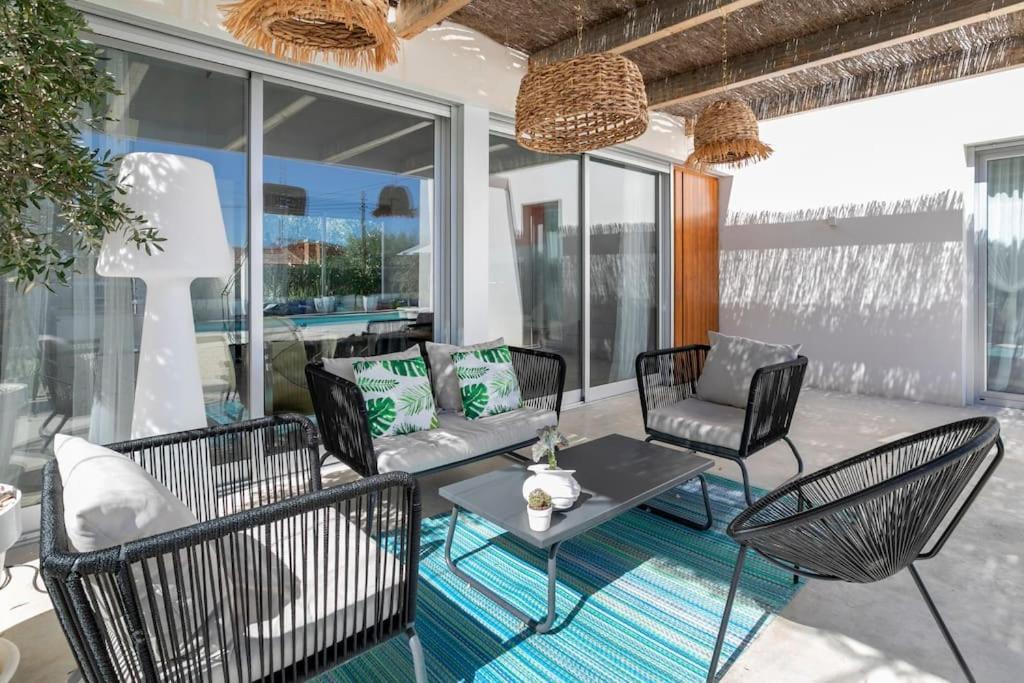 Paloma With Private Pool, Located 350m To The Sea And Tram Station! * Alicante