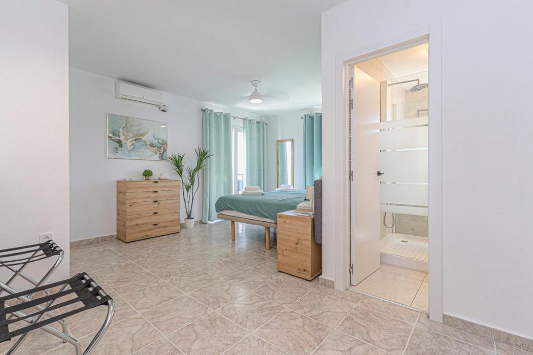 Presidential Villamartin Plaza Av Brisas 67 Apartment