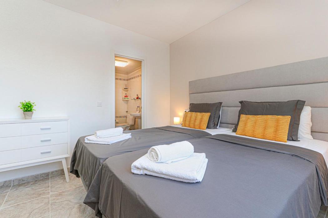 Apartment Presidential Villamartin Plaza Av Brisas 67 *