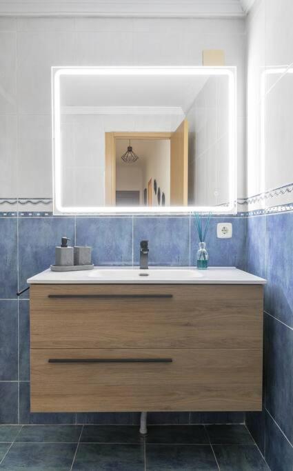 Encantador De 3 Con Balcon Apartamento *