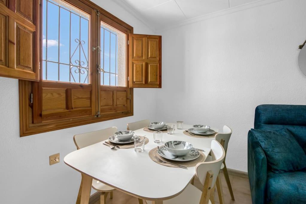 Luxe Apartment, Chill Out, 10 Min *