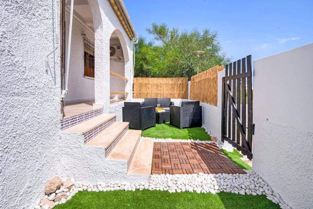 Luxe Apartment, Chill Out, 10 Min * Alicante