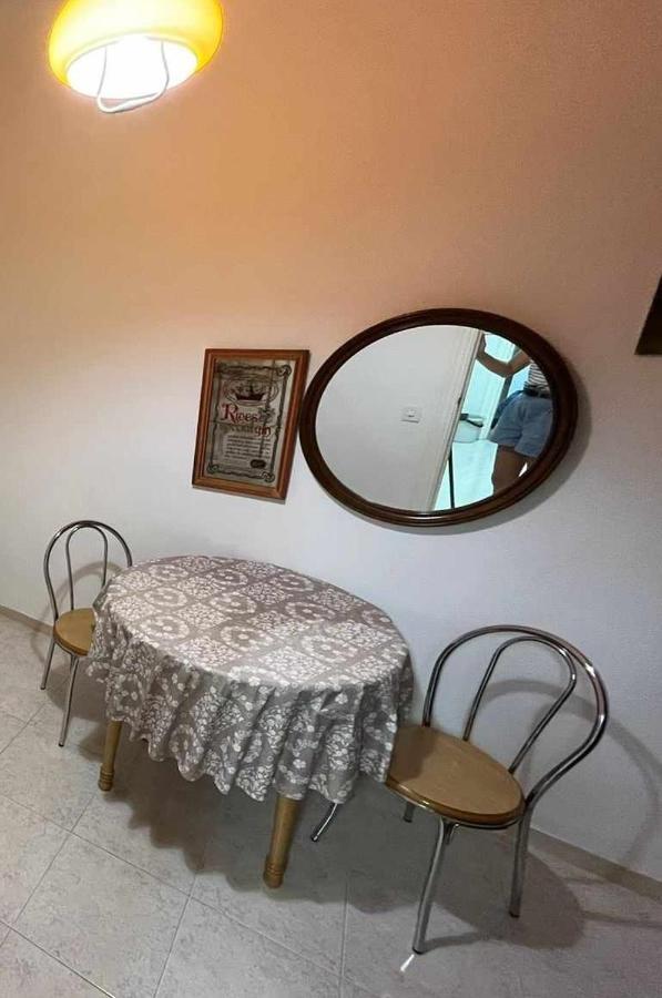 R-3- комната в квартире для 1 человек в центре Homestay *