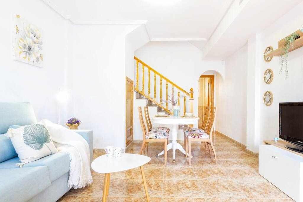 Apartamento Casa Pink Punta Prima