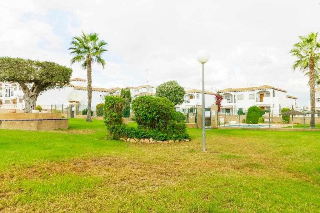 Casa Pink Punta Prima Apartamento *