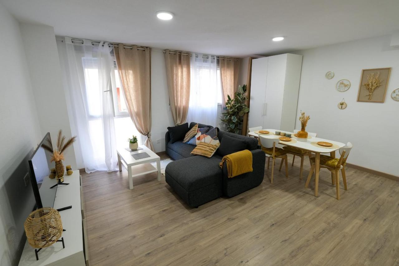 2b Plusultra Piso De 1 Dorm Apartamento *