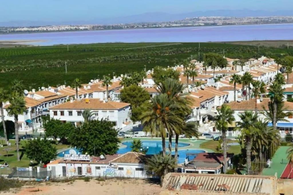 En Balcones Planta Baja Manzana 5 Numero 18 Vakantiehuis Alicante