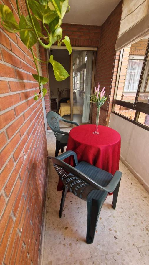 En El Centro De *