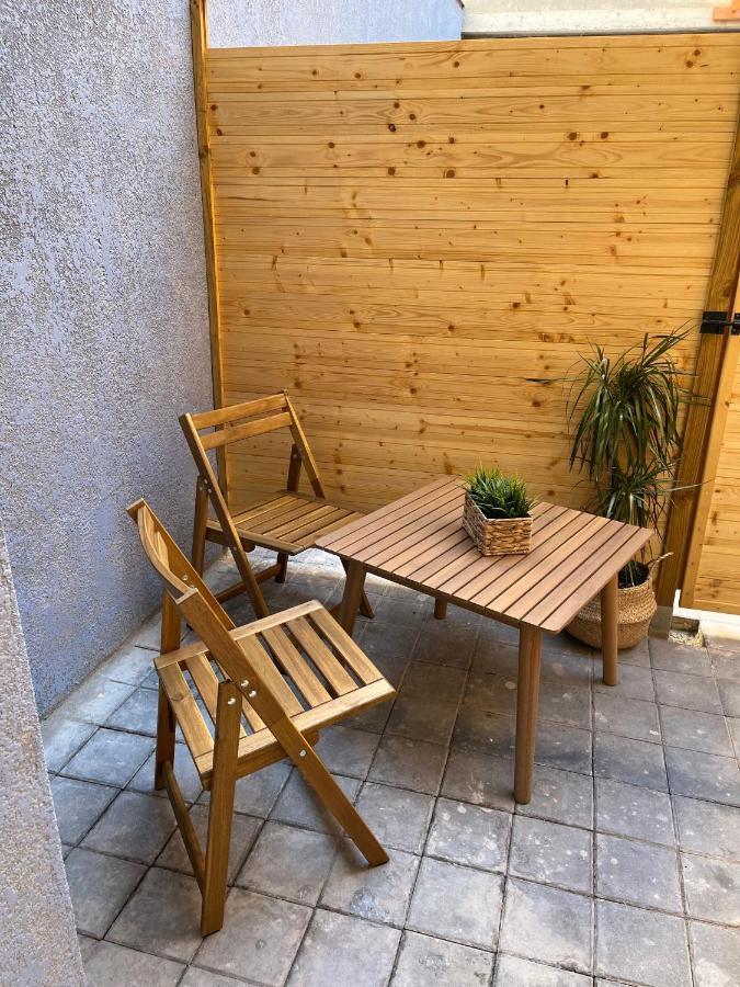 Insomnia With Private Patio Apartamento