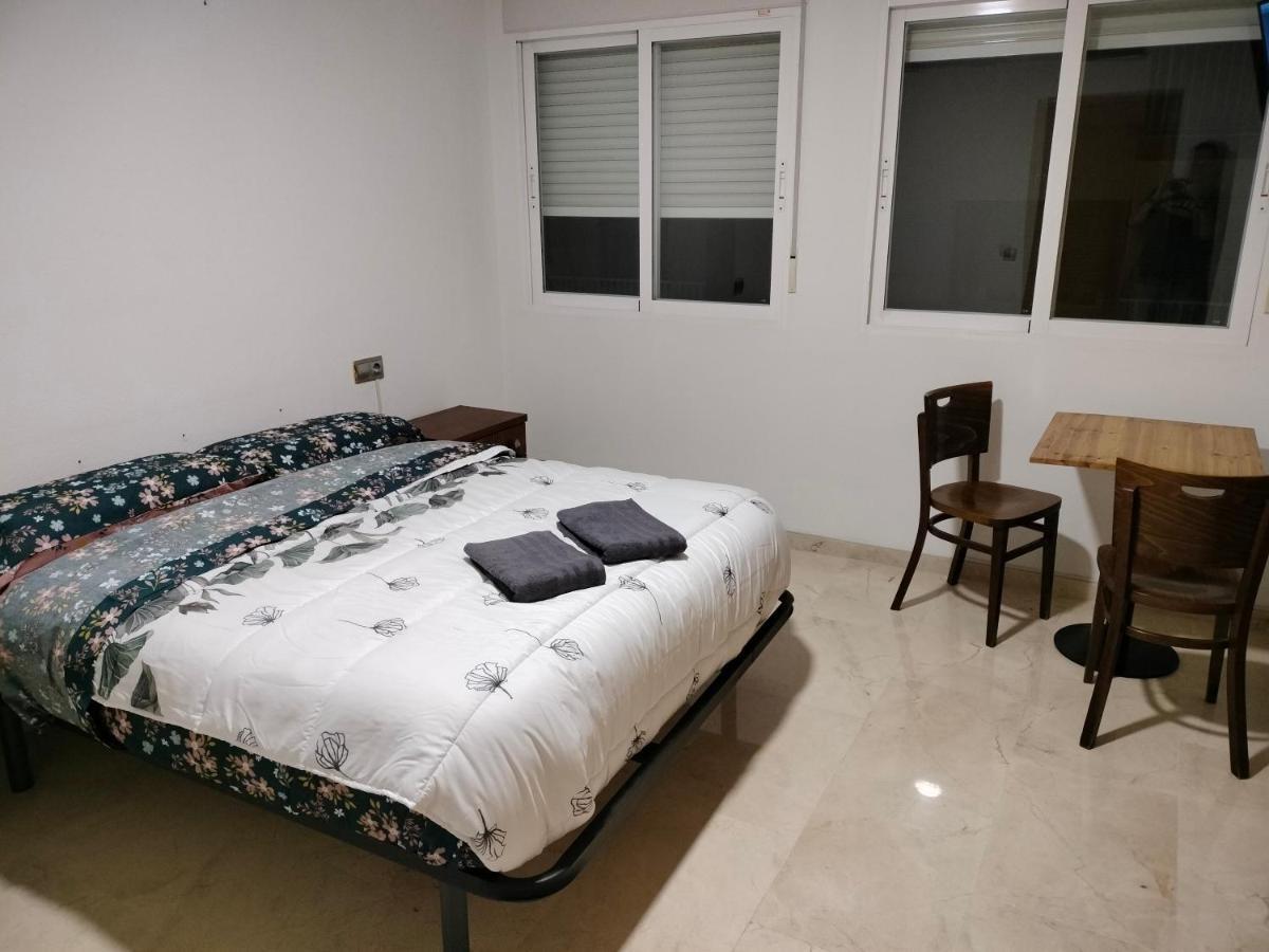 Homestay Piccadilly Centre Deluxe Alicante