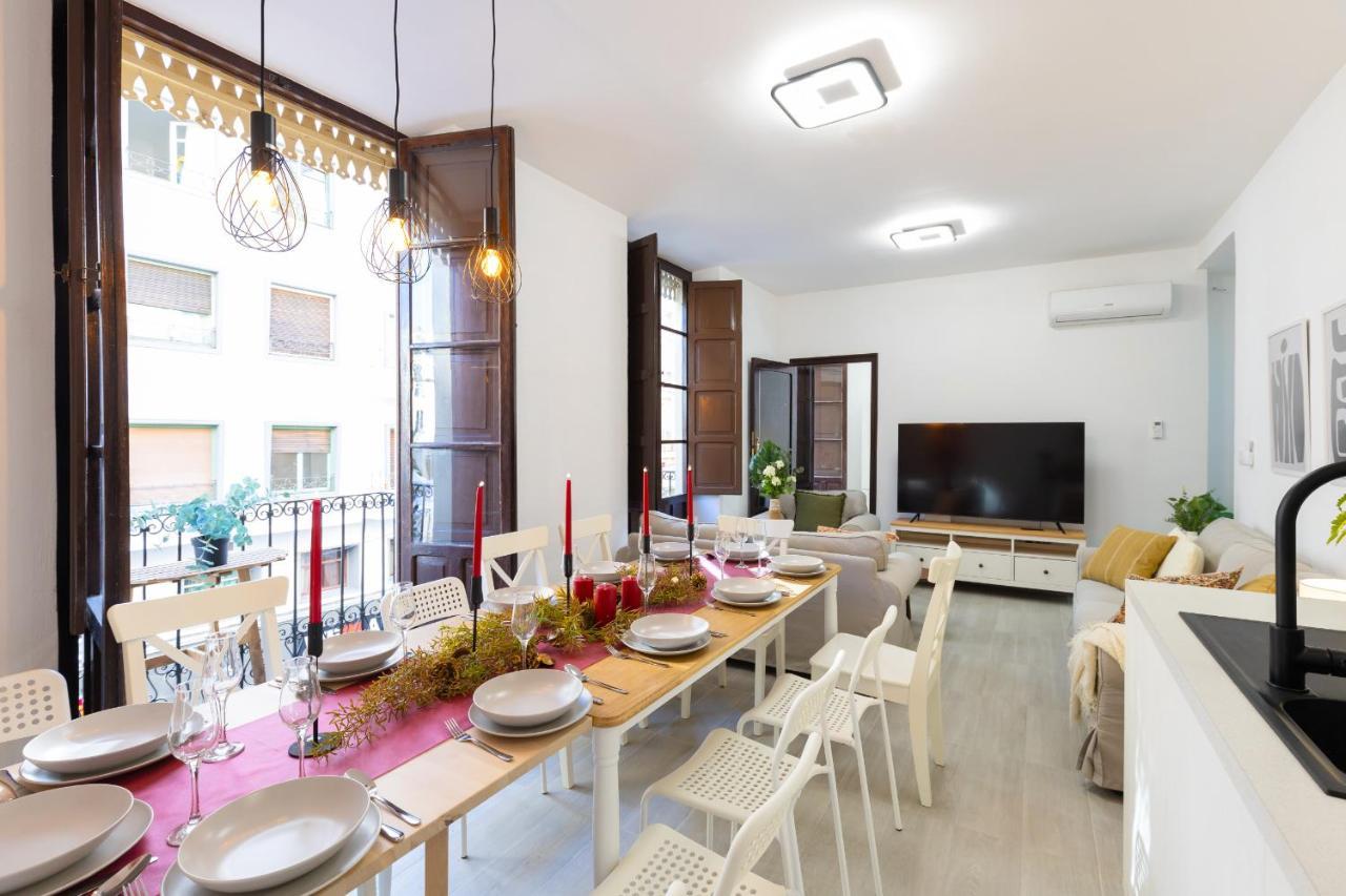 Cityscape Elegance By Fidalsa Apartment *