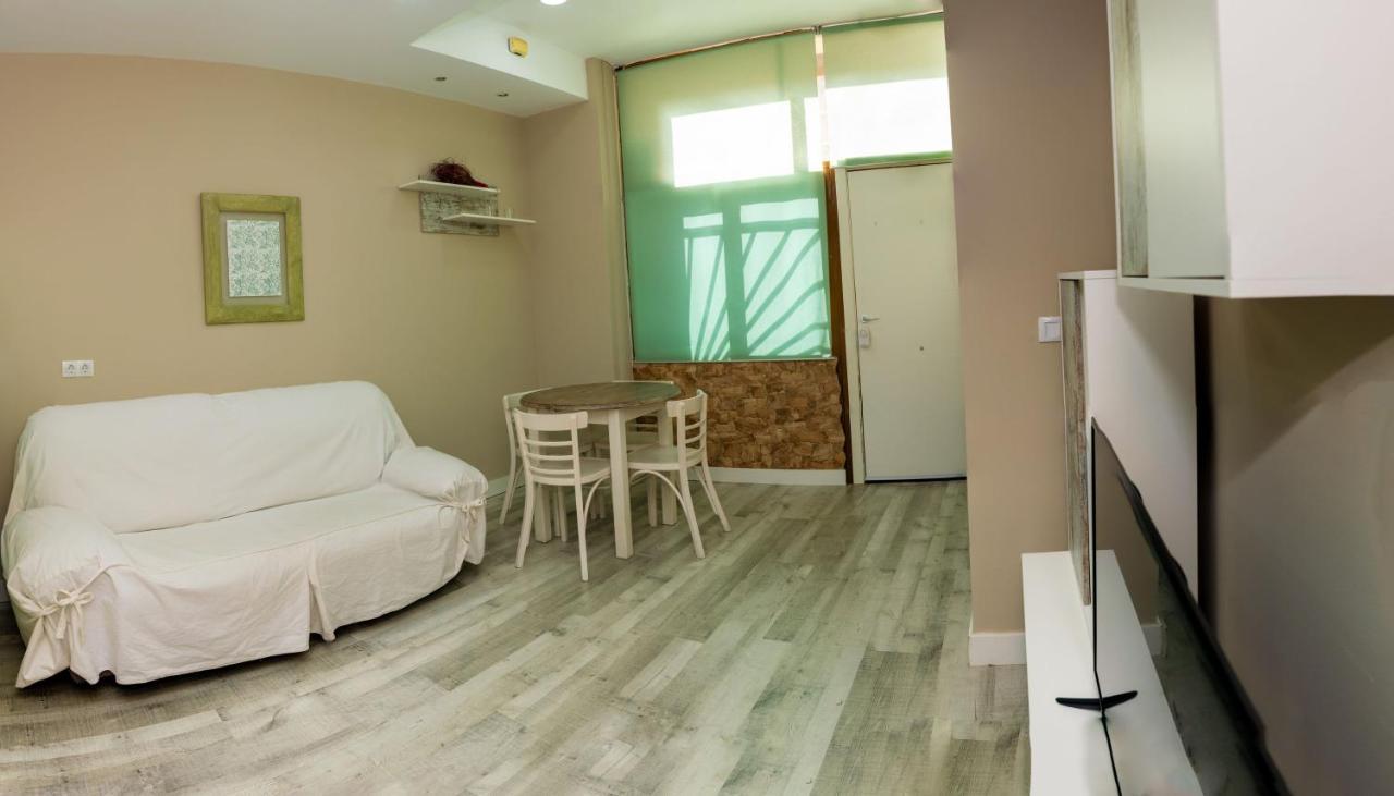 Estudio En El Pleno Centro De By Renthas * Alicante