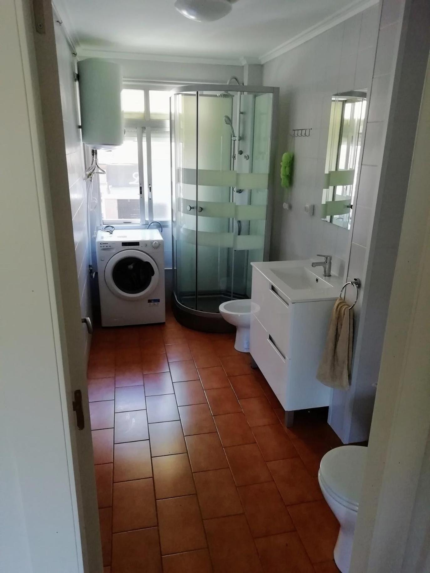 Manila-home,2 Banos-bathrooms Apartment Alicante