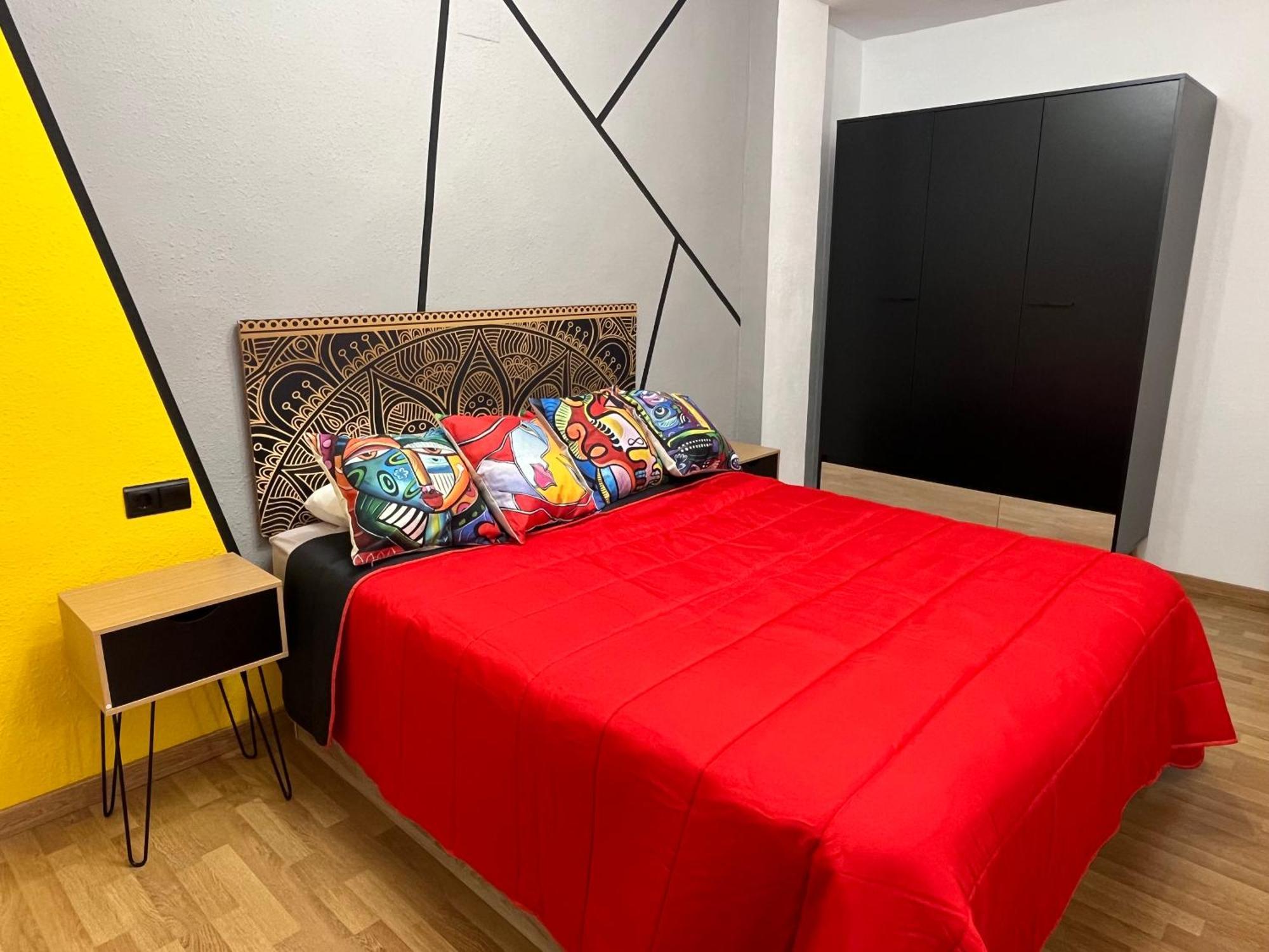 Marqplace Free Parking And Ac * Alicante