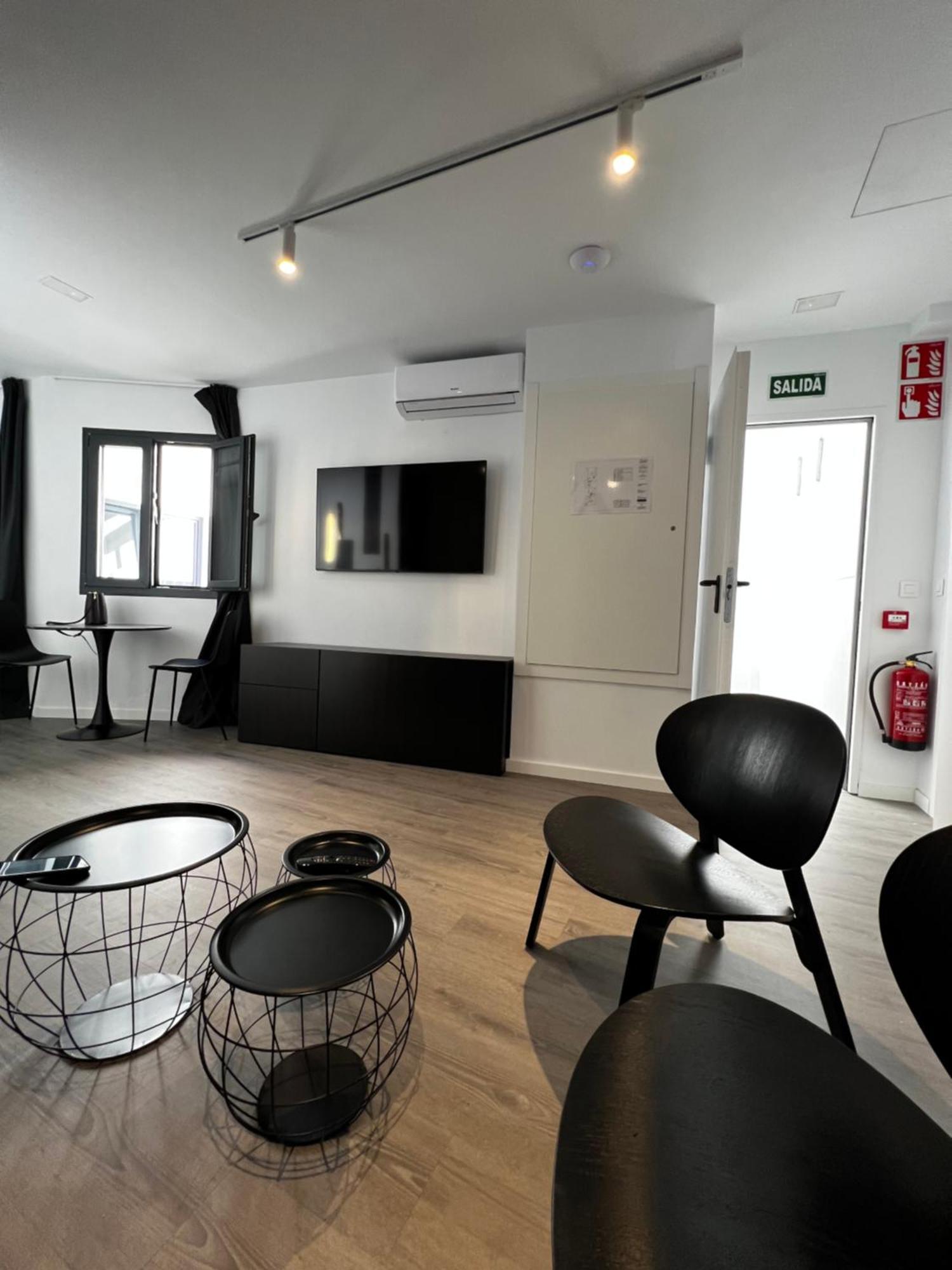 Hotel Hostel Alicante 4*