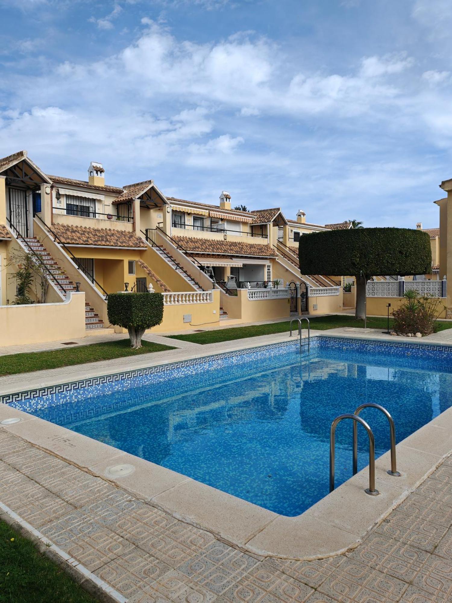 Appartement Sandy Bunker 2 Bed And Pool