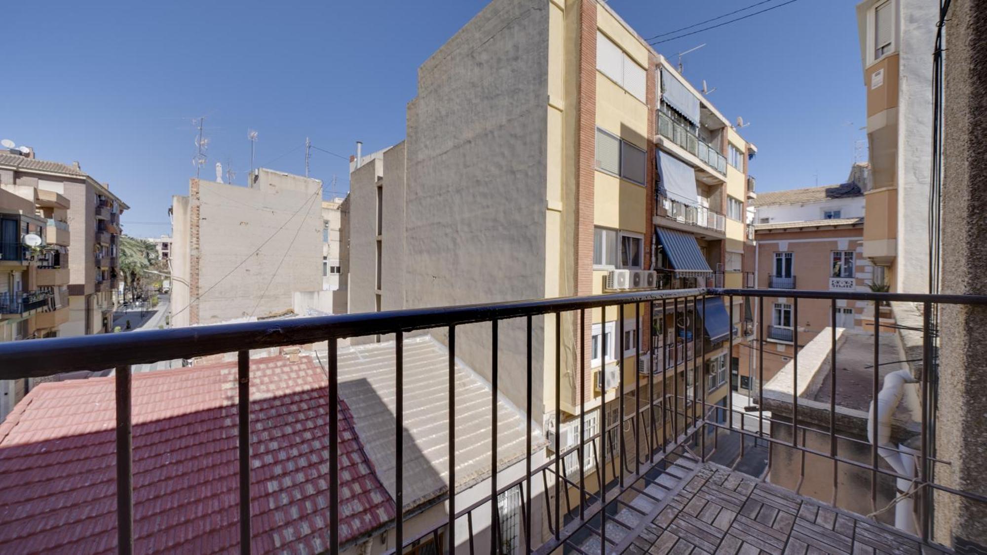 Piso En Carolinas Con 3 Apartment Alicante
