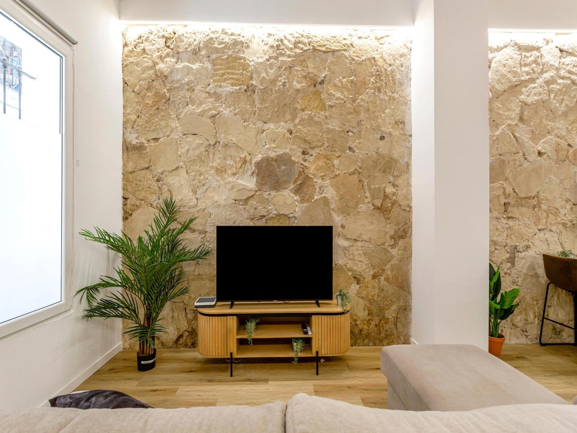 Apartment Serene With Ac And Hydromassage In