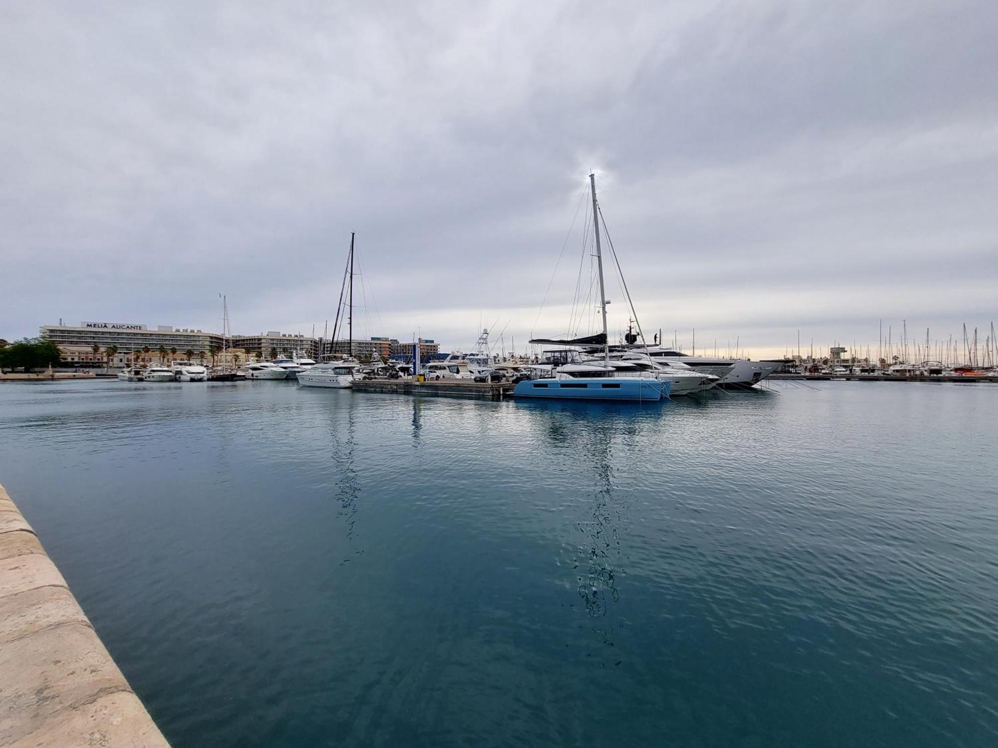 Cesar Apartment Alicante
