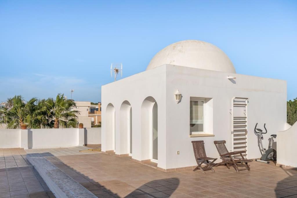 Villa Luxury With Pool And Sea View In *
