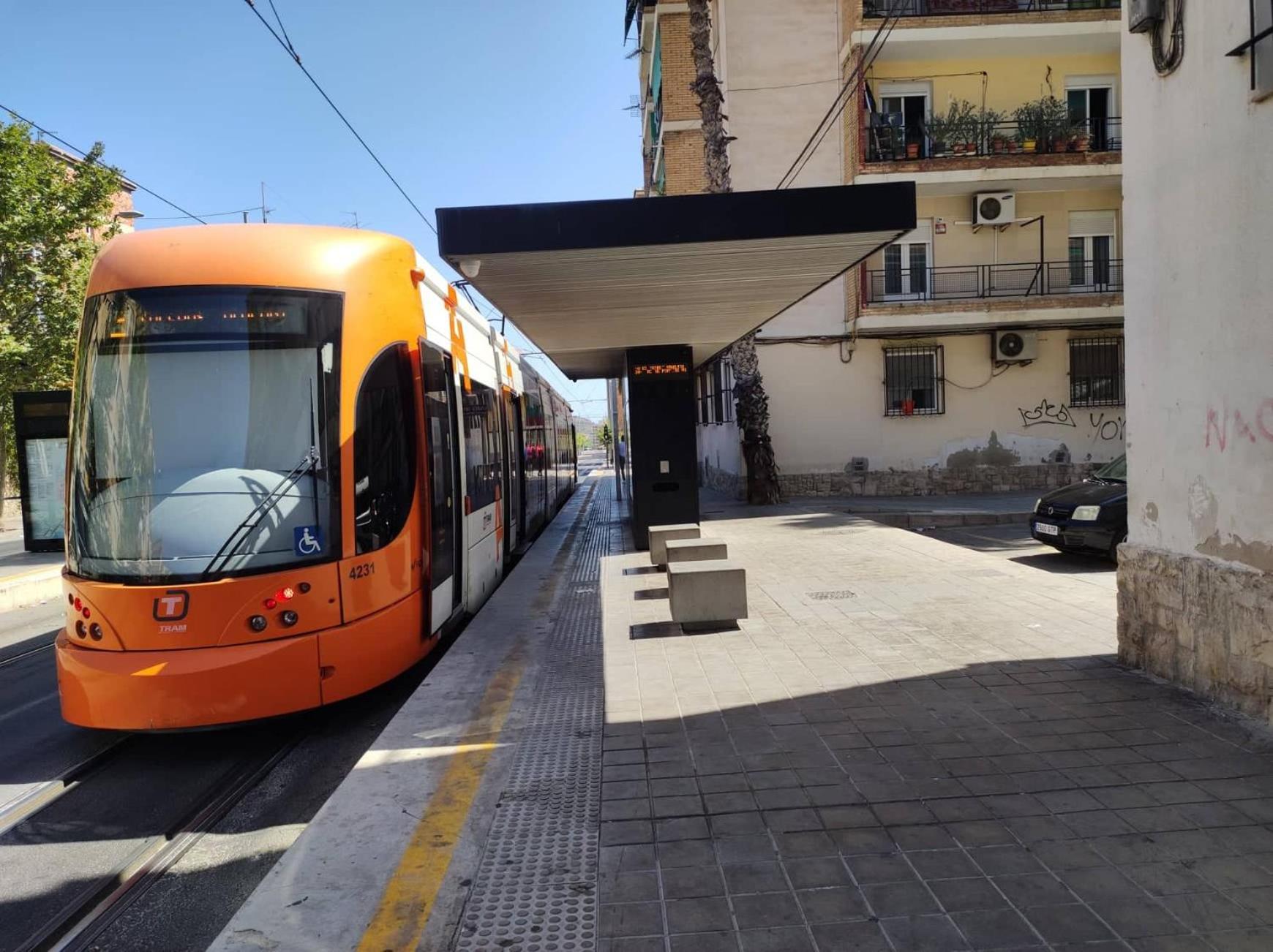 La Del Piso In The * Alicante