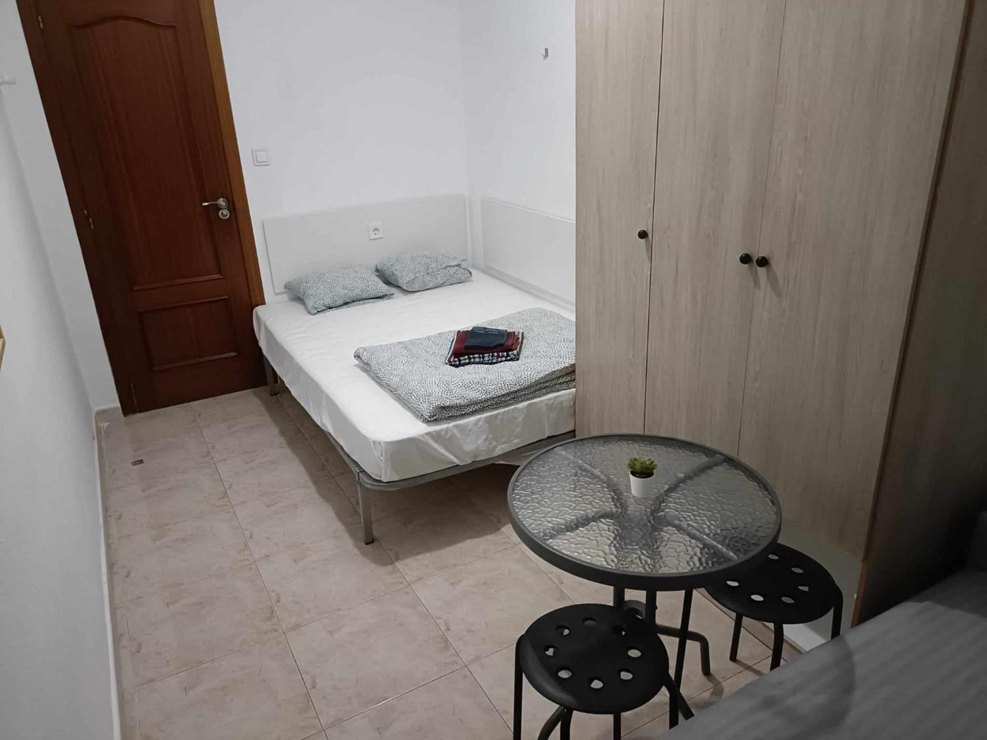 Paloma-habitacion Del Piso Alicante