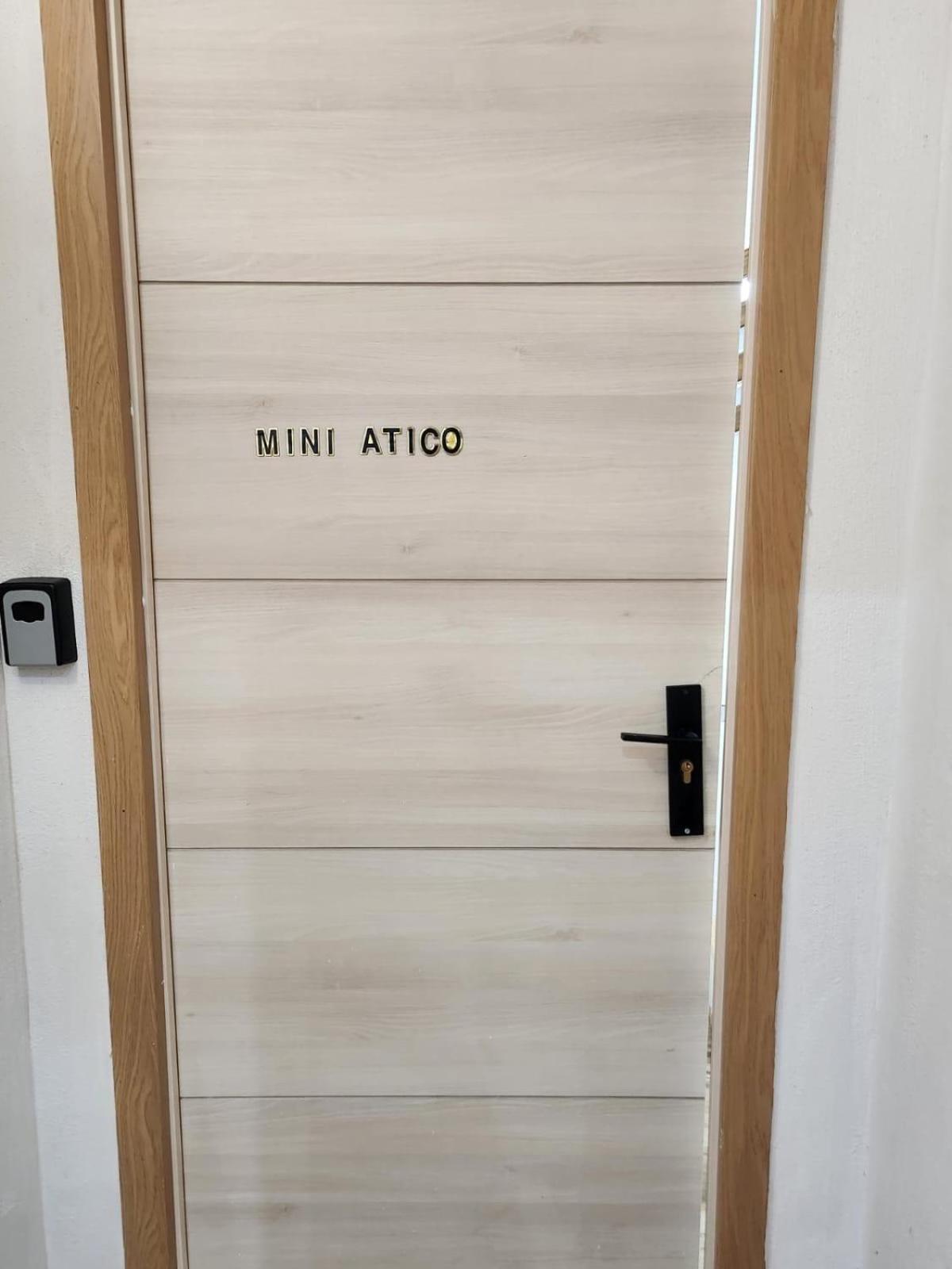 Centrum F Apartment *