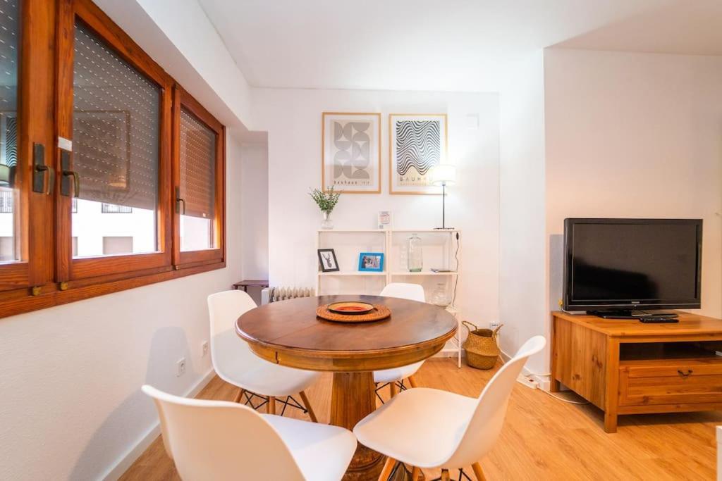 Authentic Alicante: Central Flat Near The Beach *