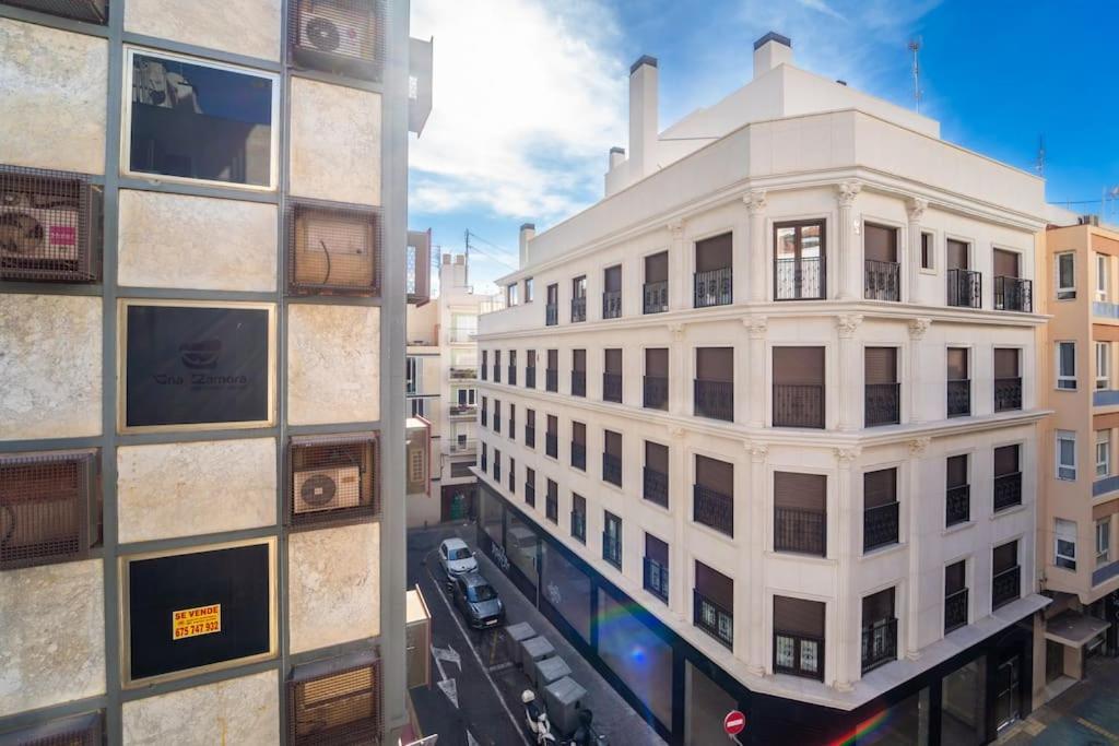Apartment Authentic Alicante: Central Flat Near The Beach