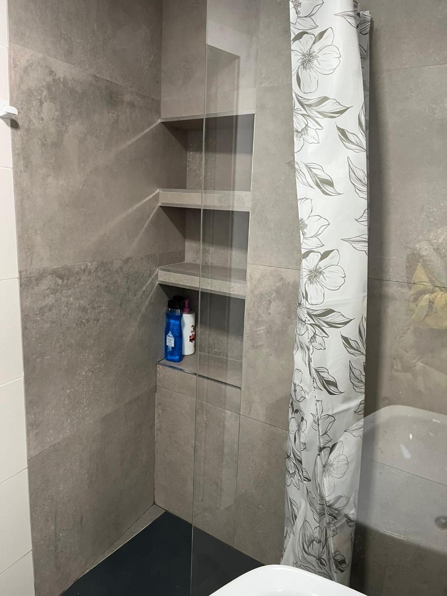 Appartement Centrally-located, Spacious Flat At Historic Centre & Short Walk To