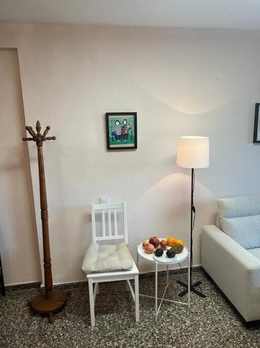 Appartement Centrally-located, Spacious Flat At Historic Centre & Short Walk To Alicante