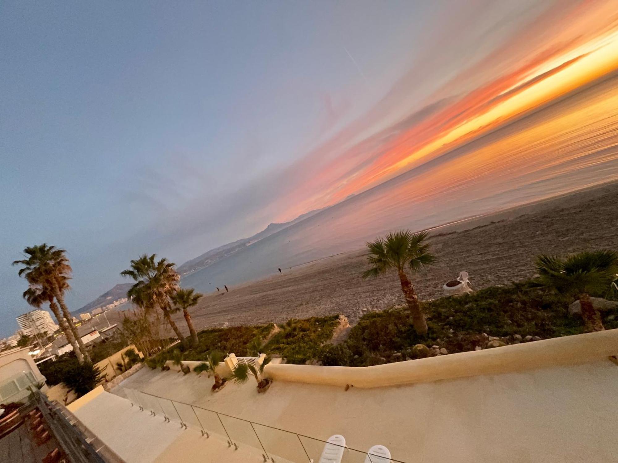 Huoneisto Excepcional Loft A Pie De Playa En Roquetes *